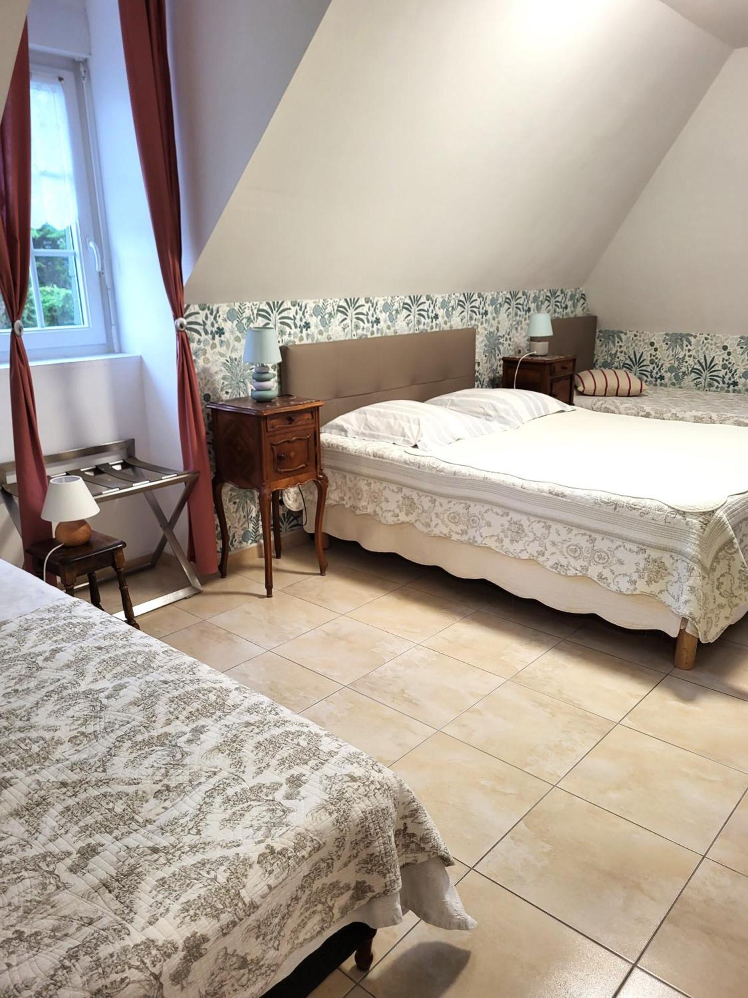 Petit Chatelet Bis Hirel Esterno foto
